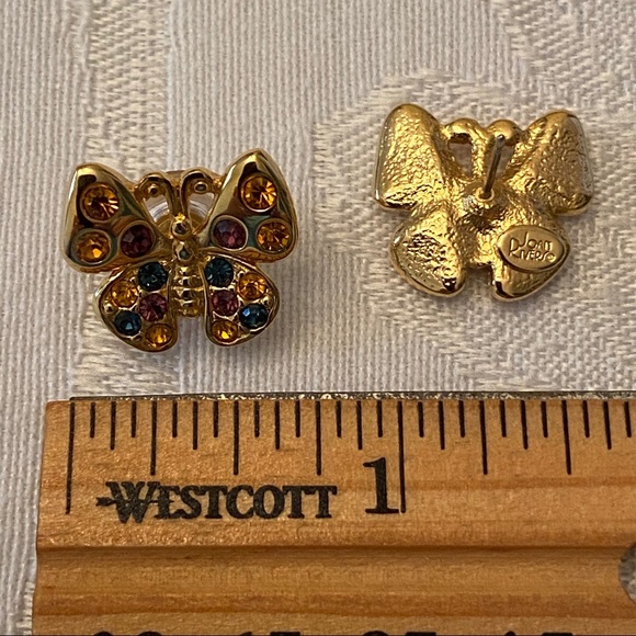 Joan Rivers Set - Picture 7 of 7